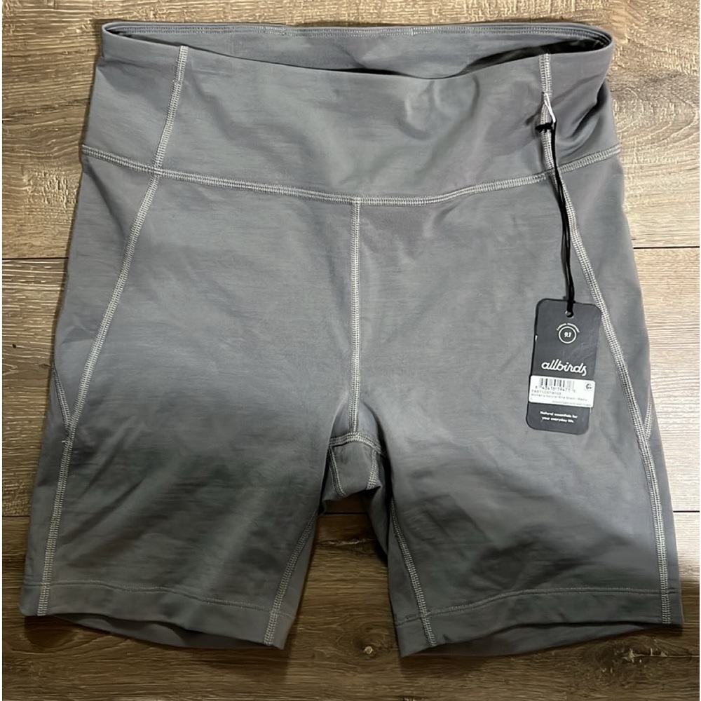 All birds large shorts
